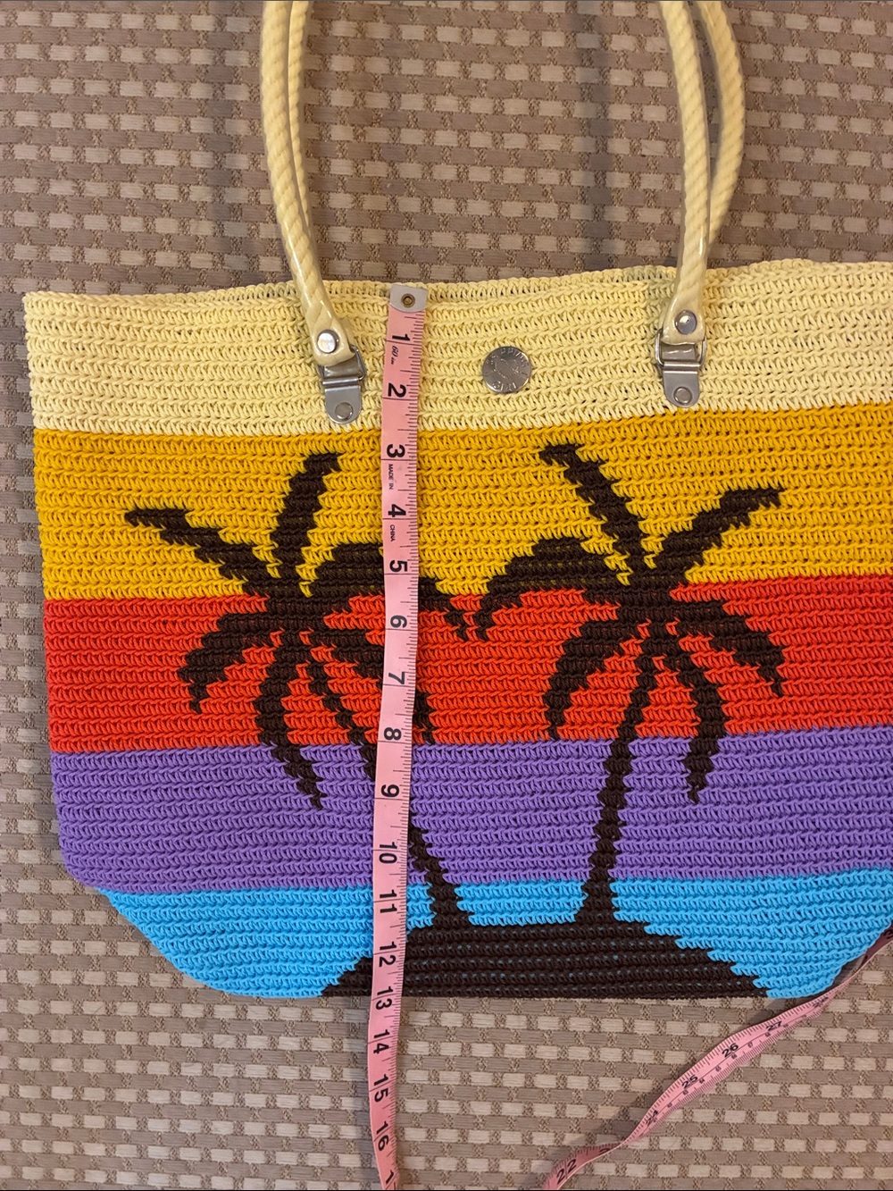 Skipping Girl beach tote from Australia - Picture 8 of 8